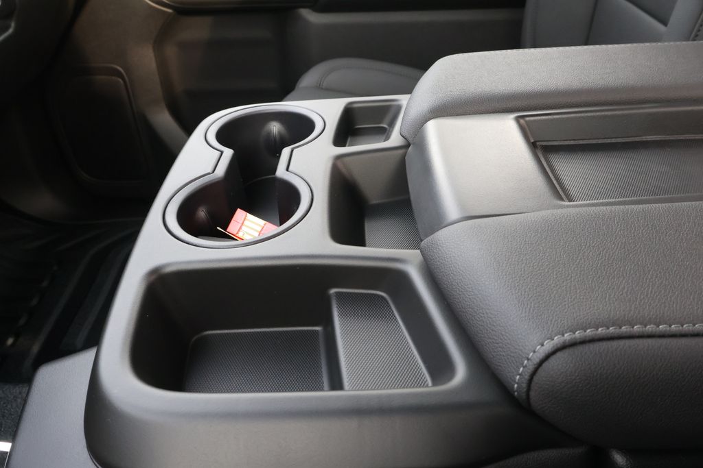 Thumbnail: 2026 Chevrolet Silverado 1500 - 31