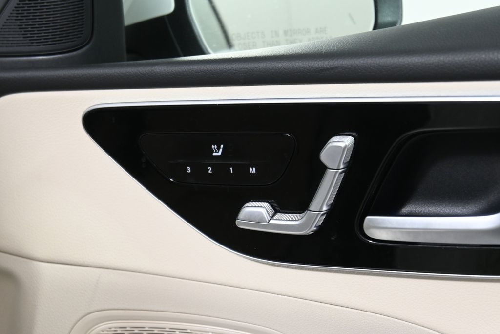 Thumbnail: 2023 Mercedes-Benz C-Class - 27