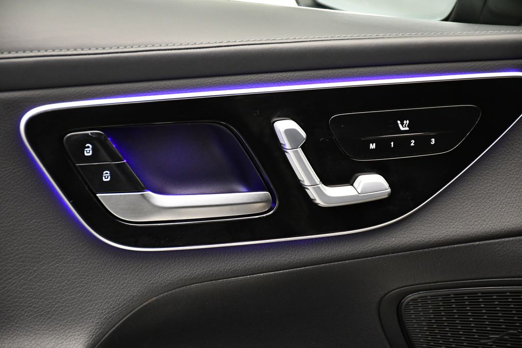 Thumbnail: 2023 Mercedes-Benz GLC - 31