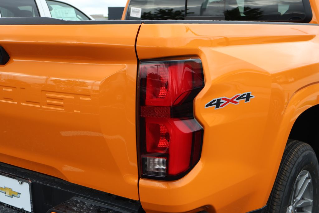 2025 Chevrolet Colorado LT 9