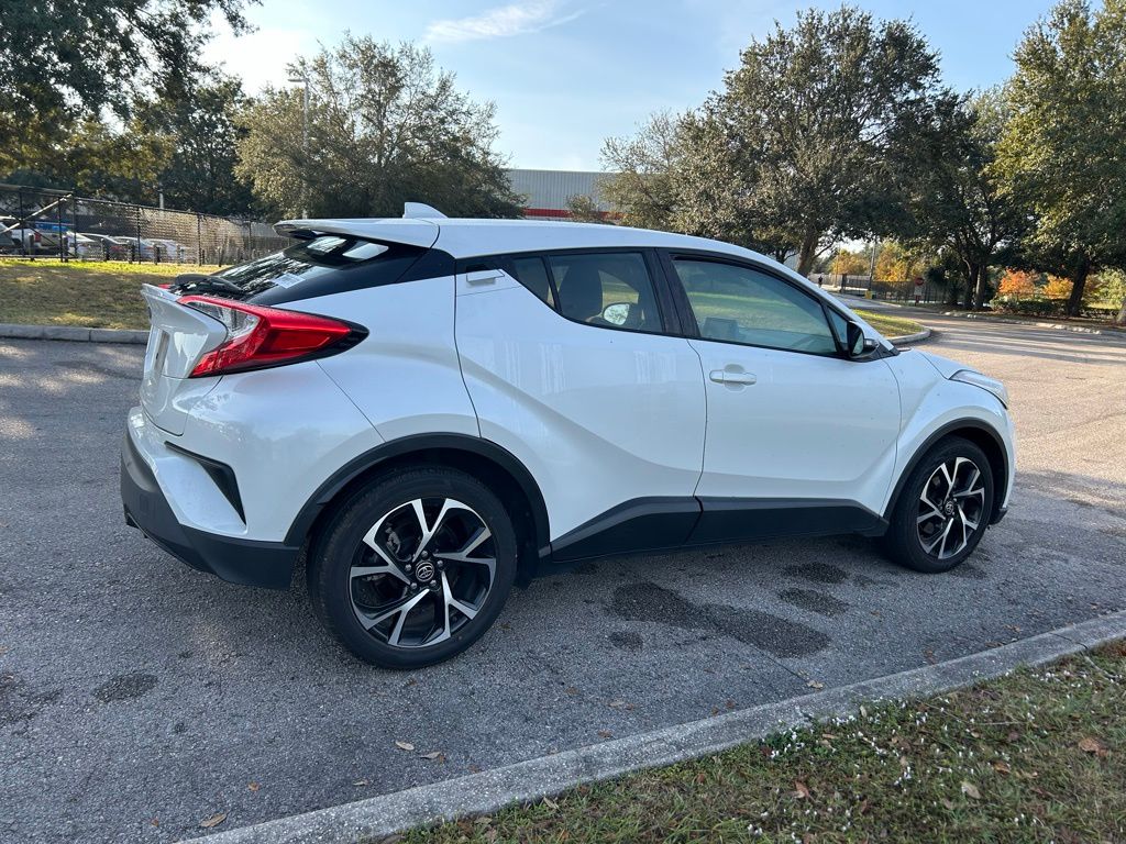 Thumbnail: 2021 Toyota C-HR - 5