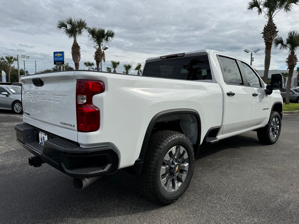 2025 Chevrolet Silverado 2500HD Custom 8