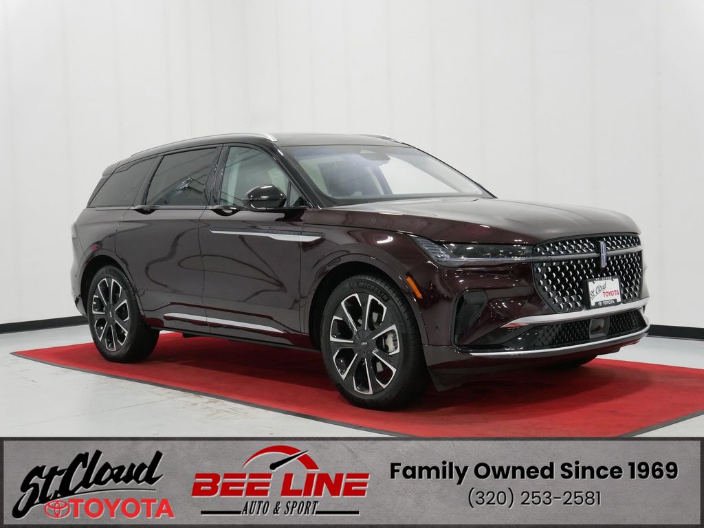 2024 Lincoln Nautilus Reserve AWD's photo