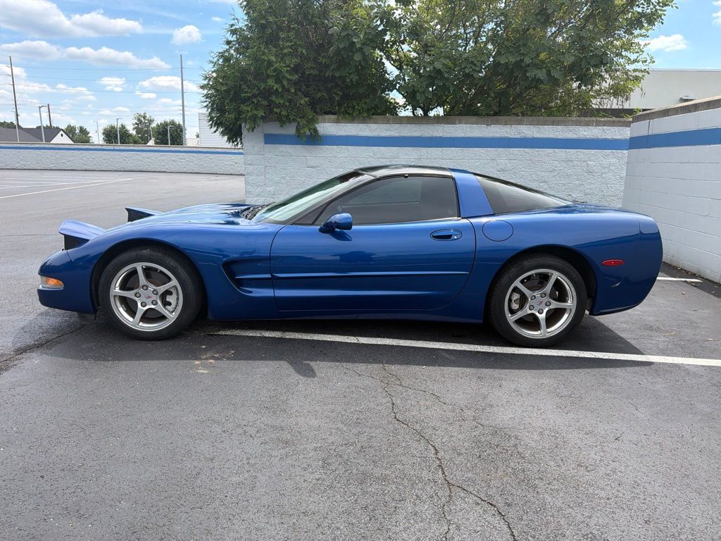 Thumbnail: 2002 Chevrolet Corvette - 2
