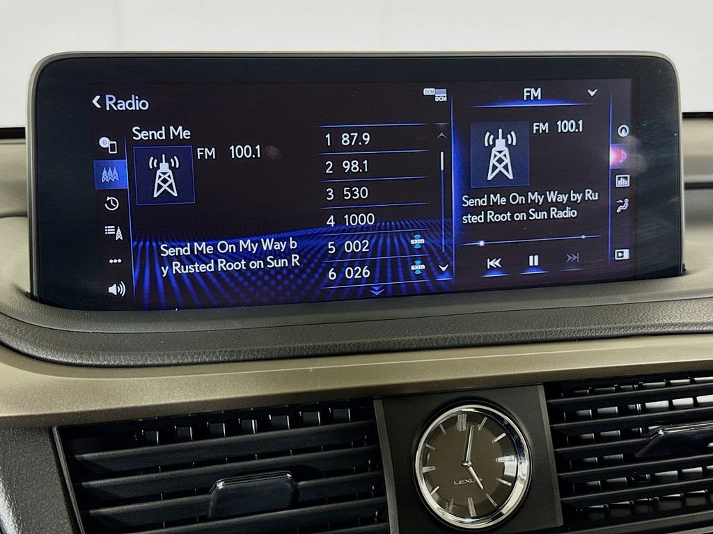 Thumbnail: 2020 Lexus RX - 15