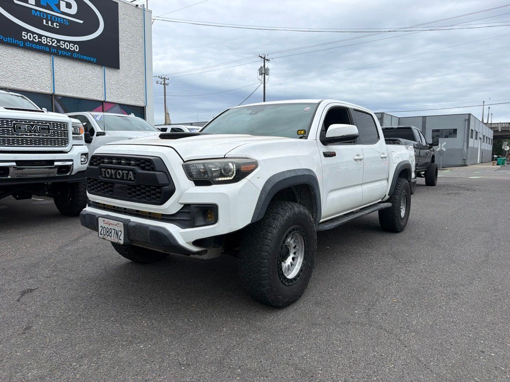 Super White 2018 Toyota Tacoma Pickup Truck Four-Wheel Drive 6-Speed Automatic