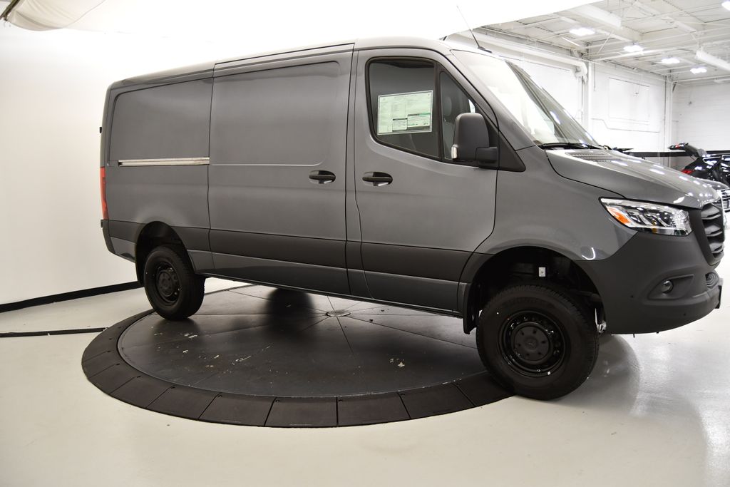 2024 Mercedes-Benz Sprinter 2500 6