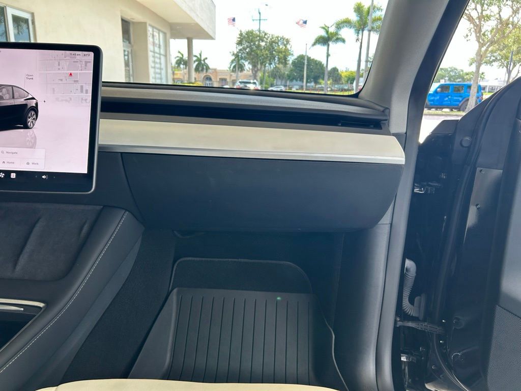 Used 2024 Black Tesla Long Range image 21