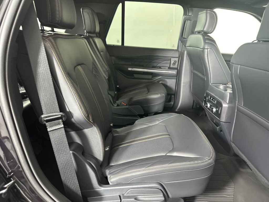 2024 Ford Expedition Platinum 14