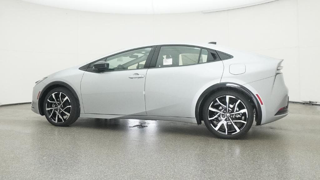 Thumbnail: 2026 Toyota Prius - 14