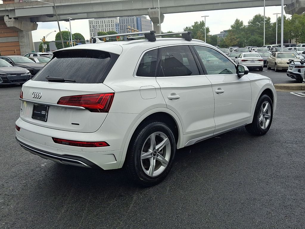 Thumbnail: 2023 Audi Q5 - 4