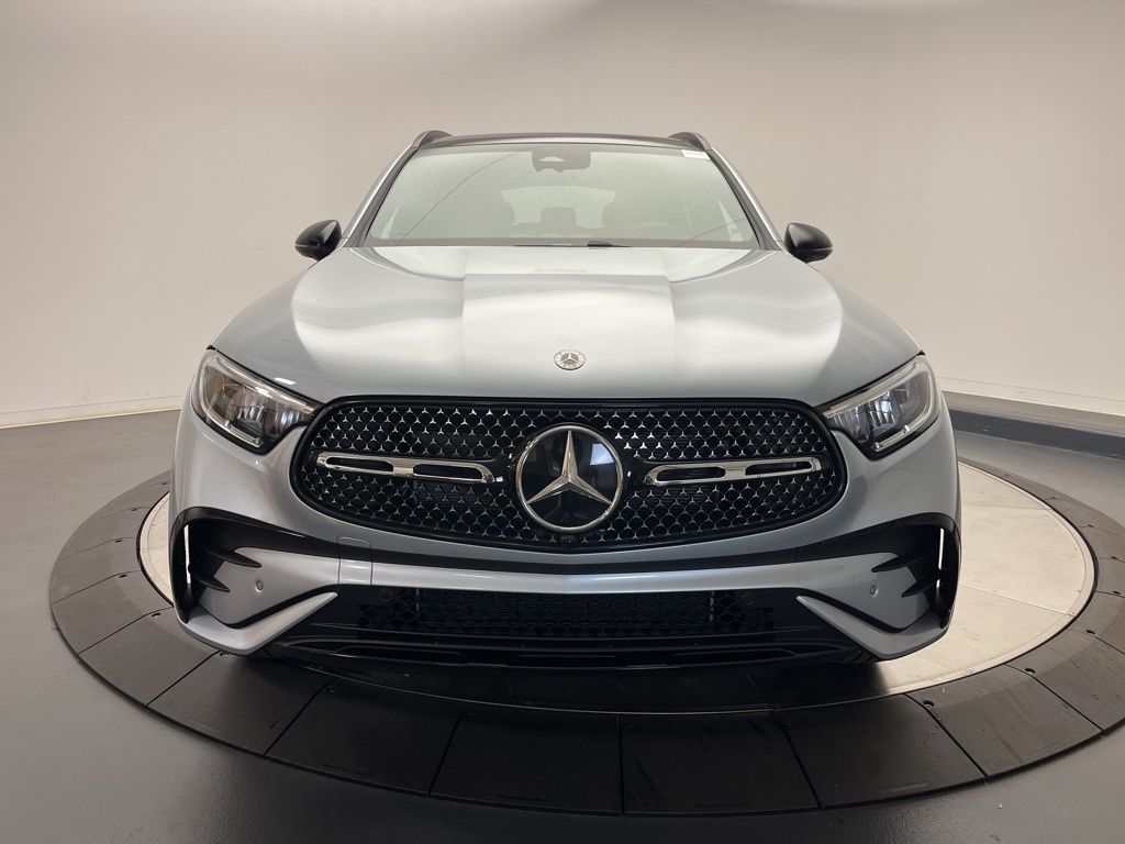 Thumbnail: 2026 Mercedes-Benz GLC - 2