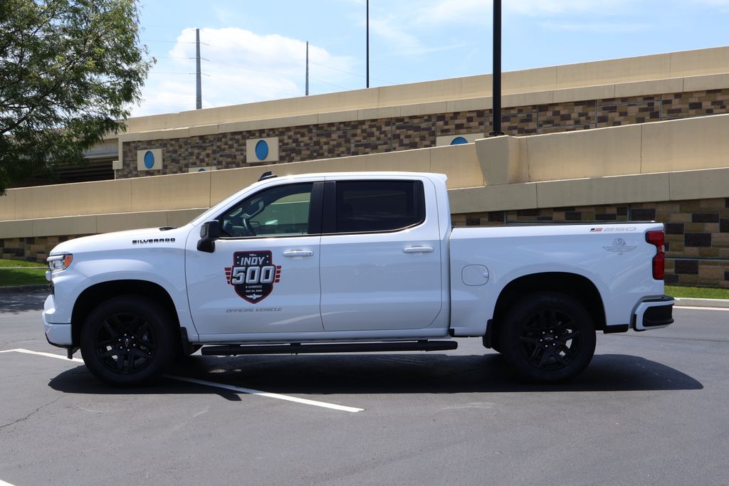 Thumbnail: 2026 Chevrolet Silverado 1500 - 4