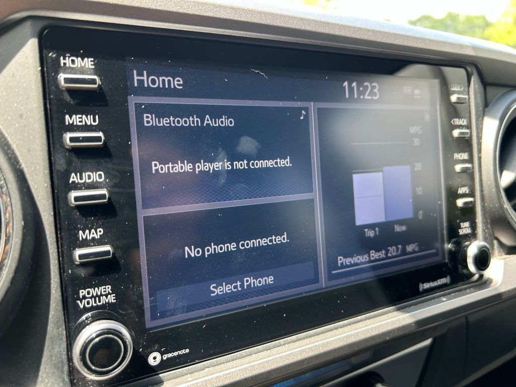 2022 Toyota Tacoma SR5 17