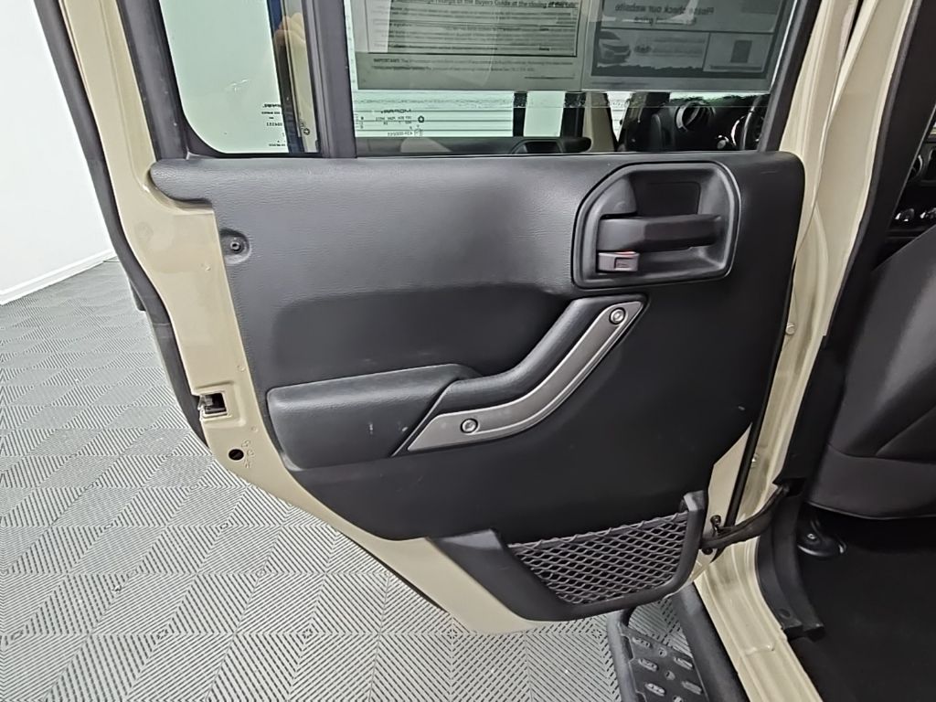 2017 Jeep Wrangler Unlimited Willys photo