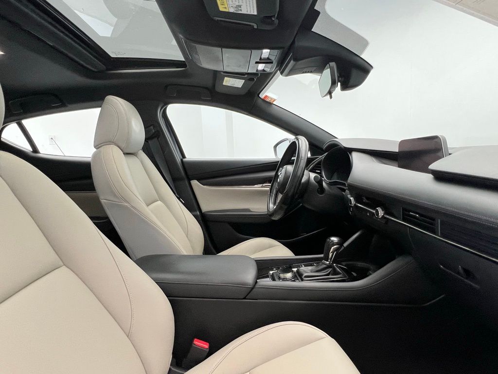 Thumbnail: 2021 Mazda Mazda3 - 6