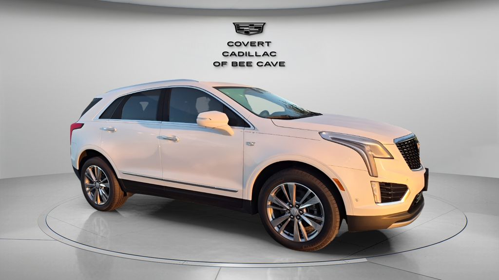 Crystal White 2026 Cadillac XT5 Premium Luxury FWD SUV / Crossover Front-Wheel Drive 9-Speed Automatic