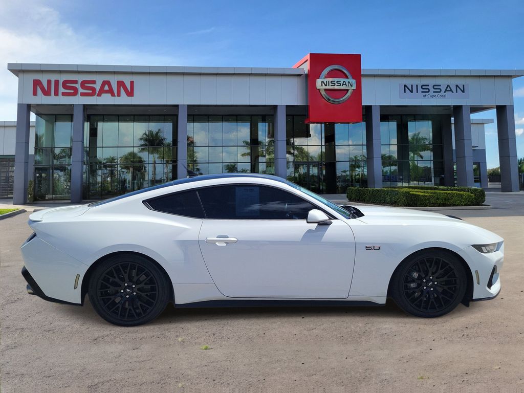 2024 Oxford White Ford Mustang GT RWD Coupe
