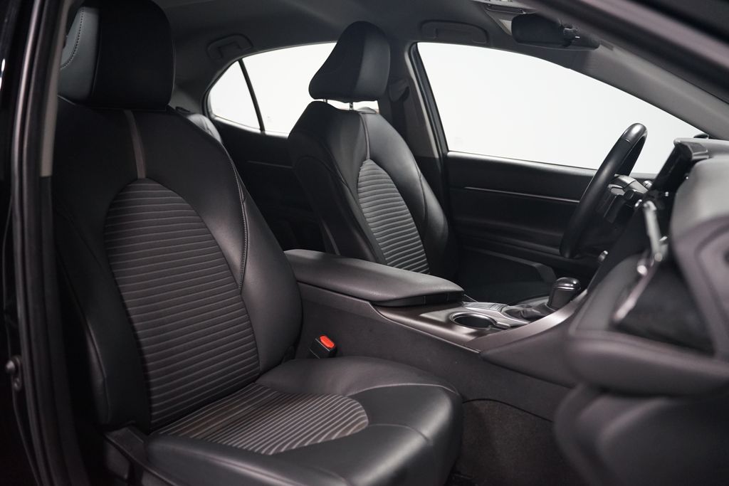 Thumbnail: 2024 Toyota Camry - 17