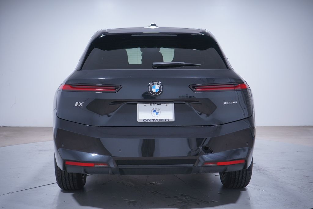 Thumbnail: 2026 BMW iX - 5