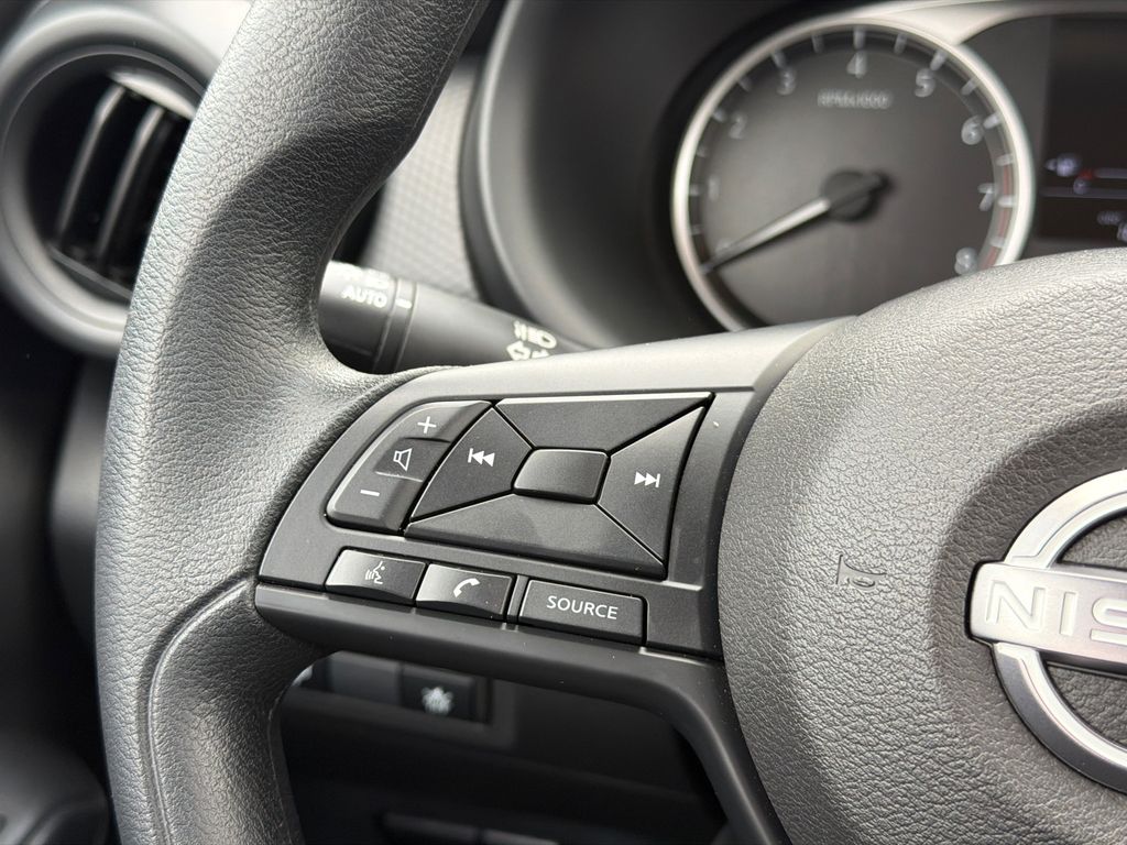 Used 2025 Blue Nissan S image 18