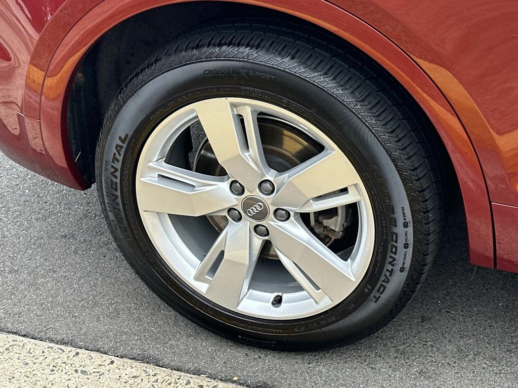 Thumbnail: 2019 Audi Q5 - 17