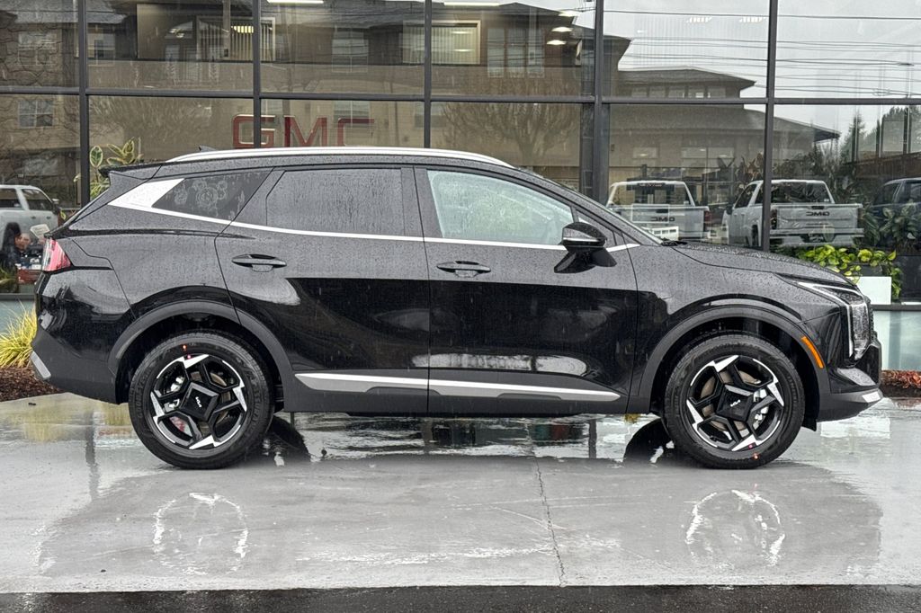 new 2026 Kia Sportage Hybrid car, priced at $35,485