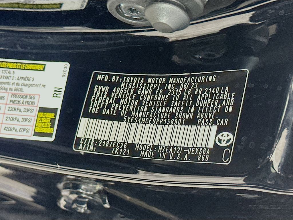 Thumbnail: 2023 Toyota Corolla - 31