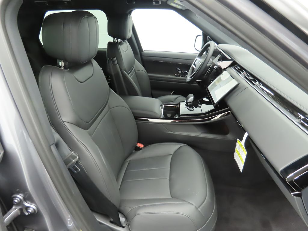 2025 Land Rover Range Rover Sport SE 22