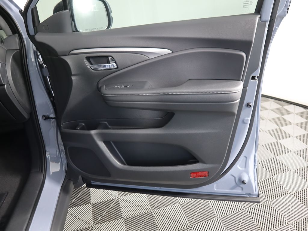 Thumbnail: 2026 Honda Ridgeline - 25