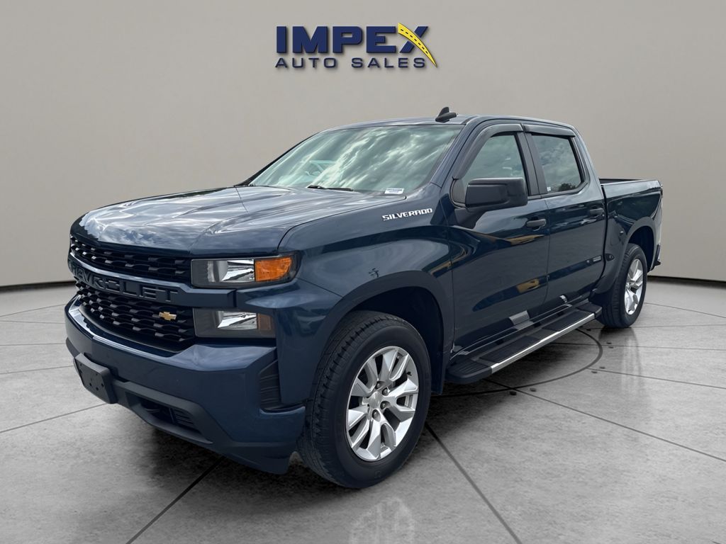 2020 Chevrolet Silverado 1500 Custom 4X4 Crew Cab Short Box's photo