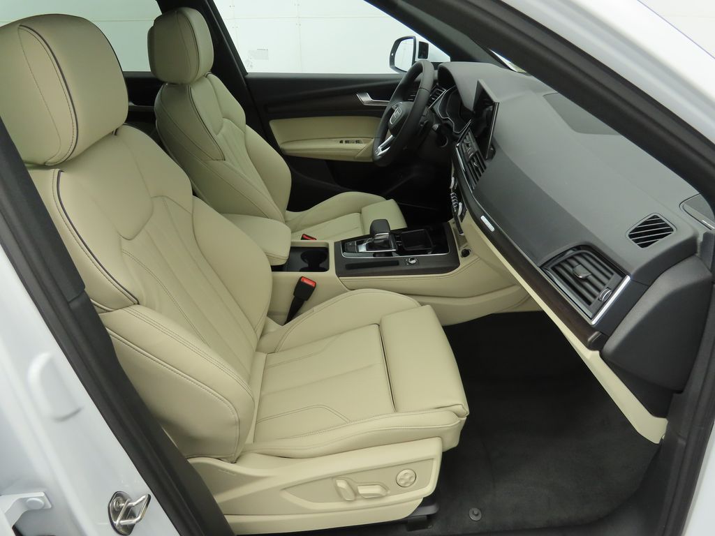 2025 Audi Q5  20