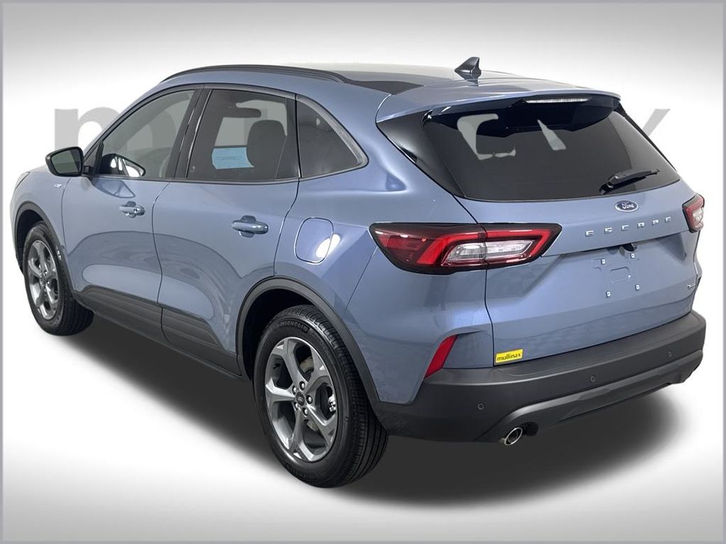 2025 Ford Escape Hybrid ST-Line photo 3
