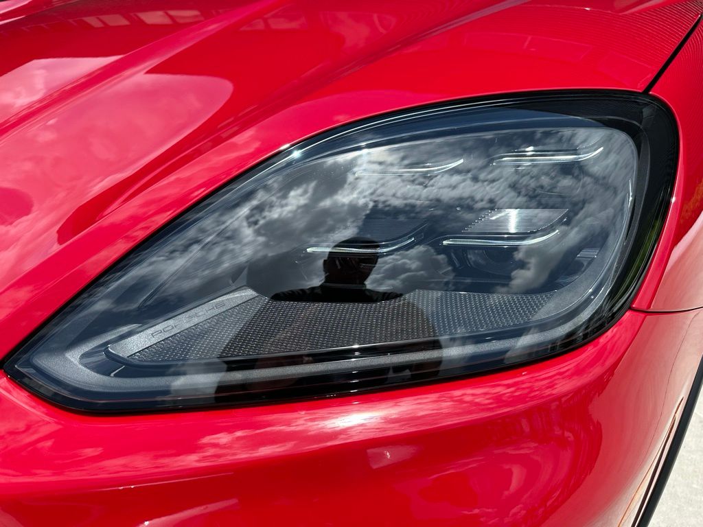Thumbnail: 2025 Porsche  - 13