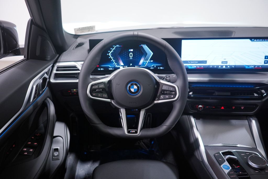 2025 BMW i4 eDrive40 11