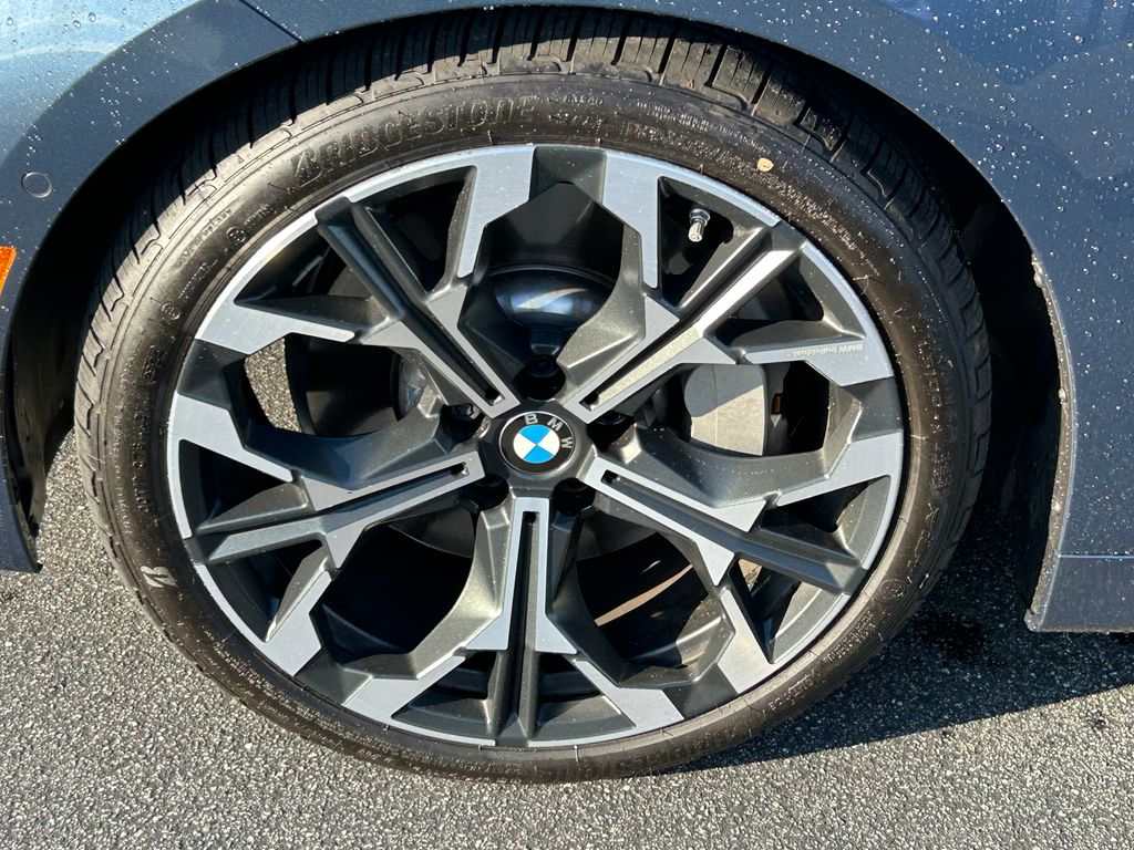 Thumbnail: 2025 BMW 4 Series - 9