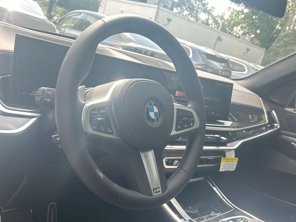 2025 BMW X5 xDrive40i 14