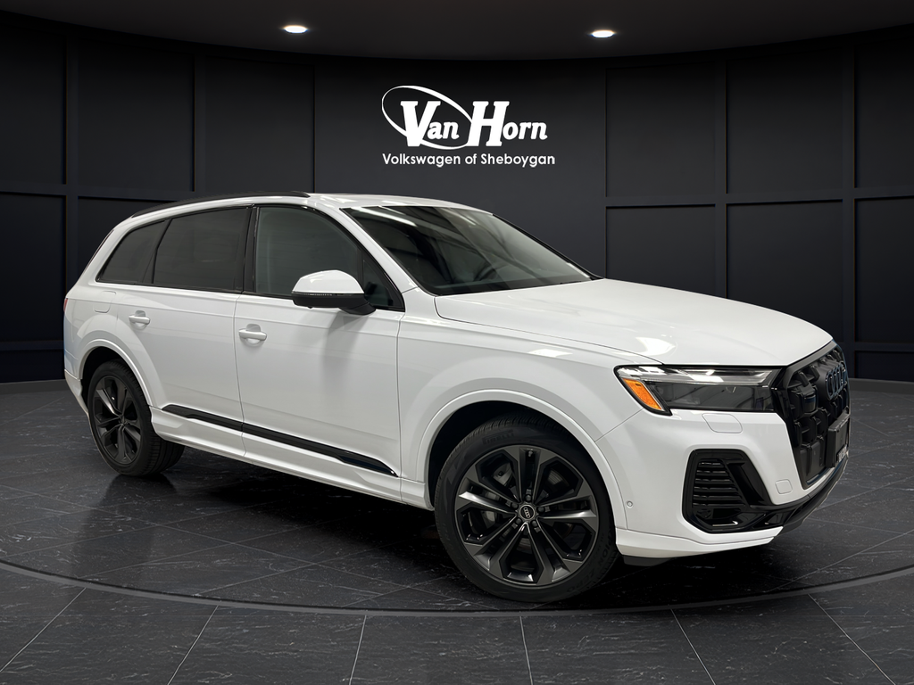 2025 Audi Q7 55 Premium Plus