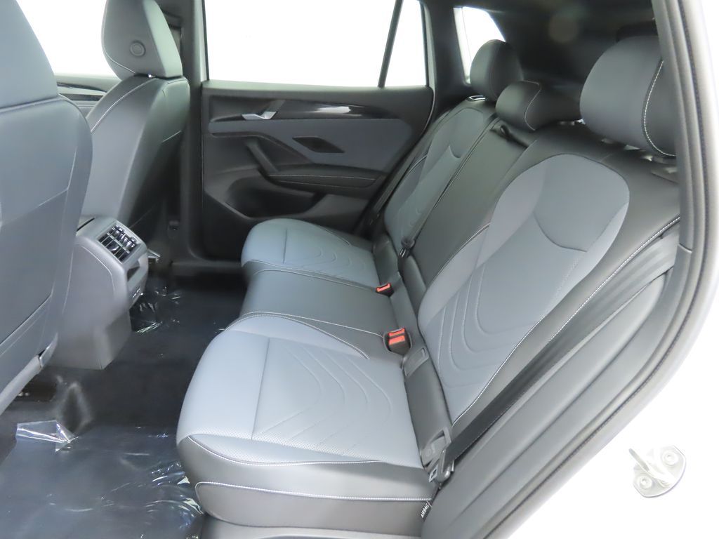 Thumbnail: 2026 Volkswagen Tiguan - 21
