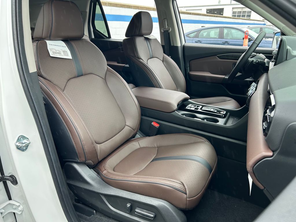 Thumbnail: 2025 Honda Pilot - 27