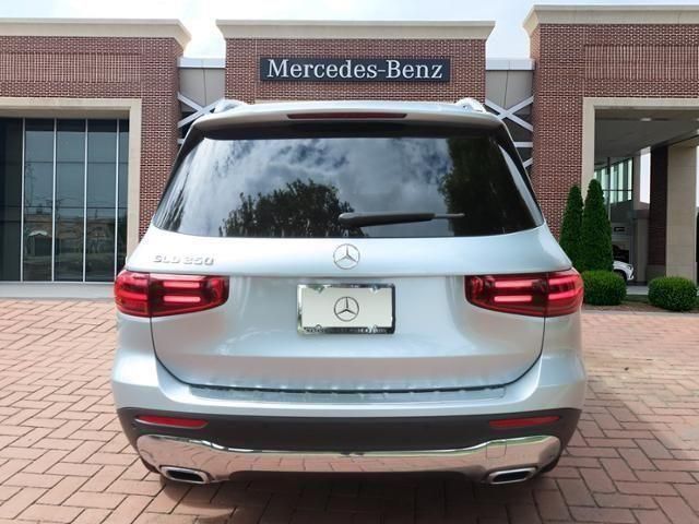 2024 Mercedes-Benz GLB 250 5