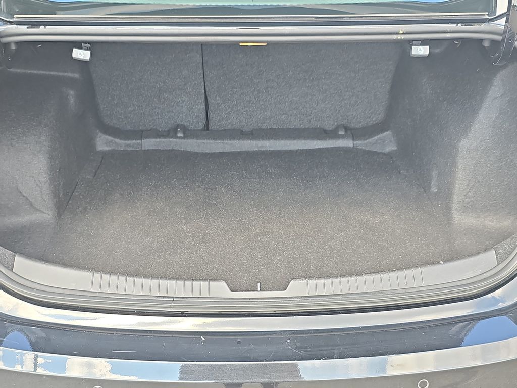 Used 2025 Chevrolet Malibu Sedan
