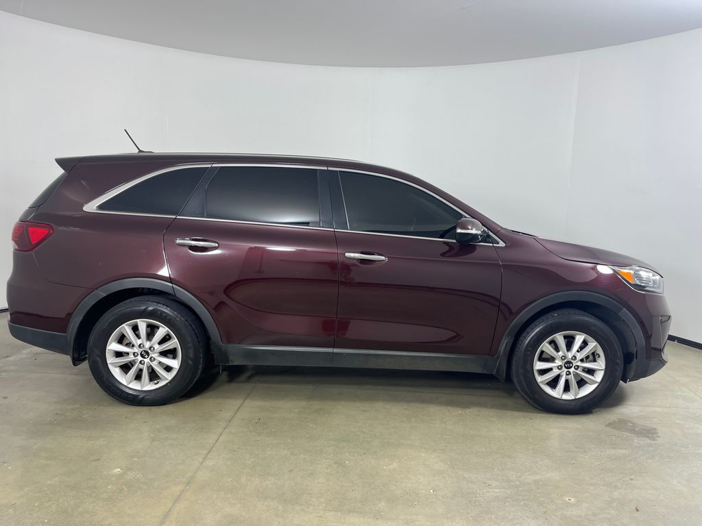 View vehicle photo 2