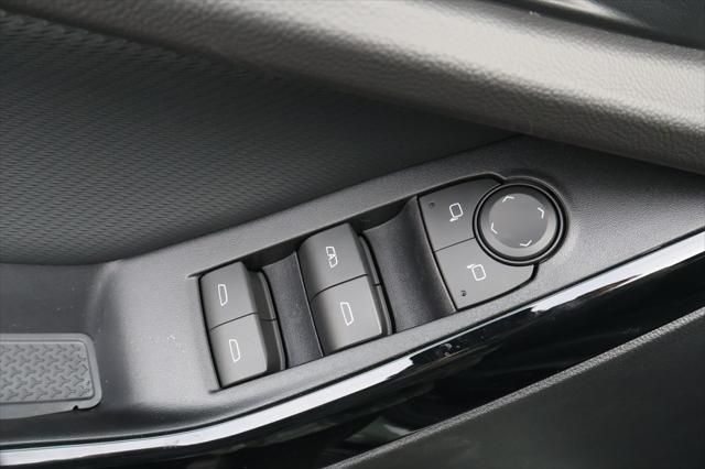 Thumbnail: 2026 Chevrolet Equinox - 17