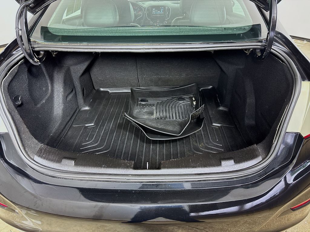 Used 2017 Chevrolet Cruze Premier For Sale in OLIVE BRANCH, MS
