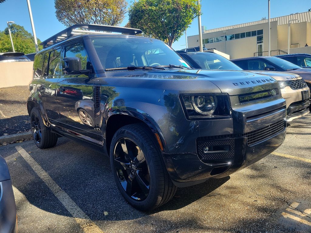 2025 Land Rover Defender 110 3