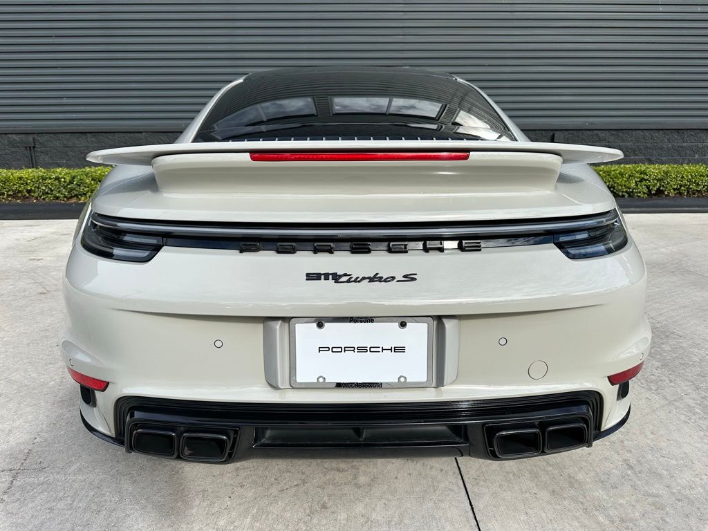 Thumbnail: 2024 Porsche 911 - 12