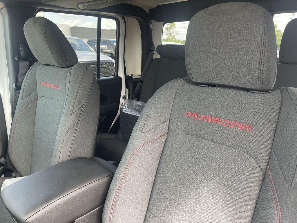 2025 Jeep Gladiator Rubicon - 4