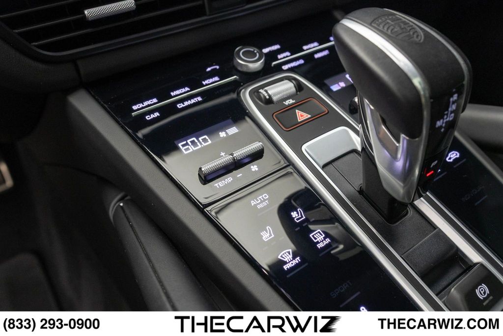2023 Porsche Cayenne Coup Turbo - Photo 56