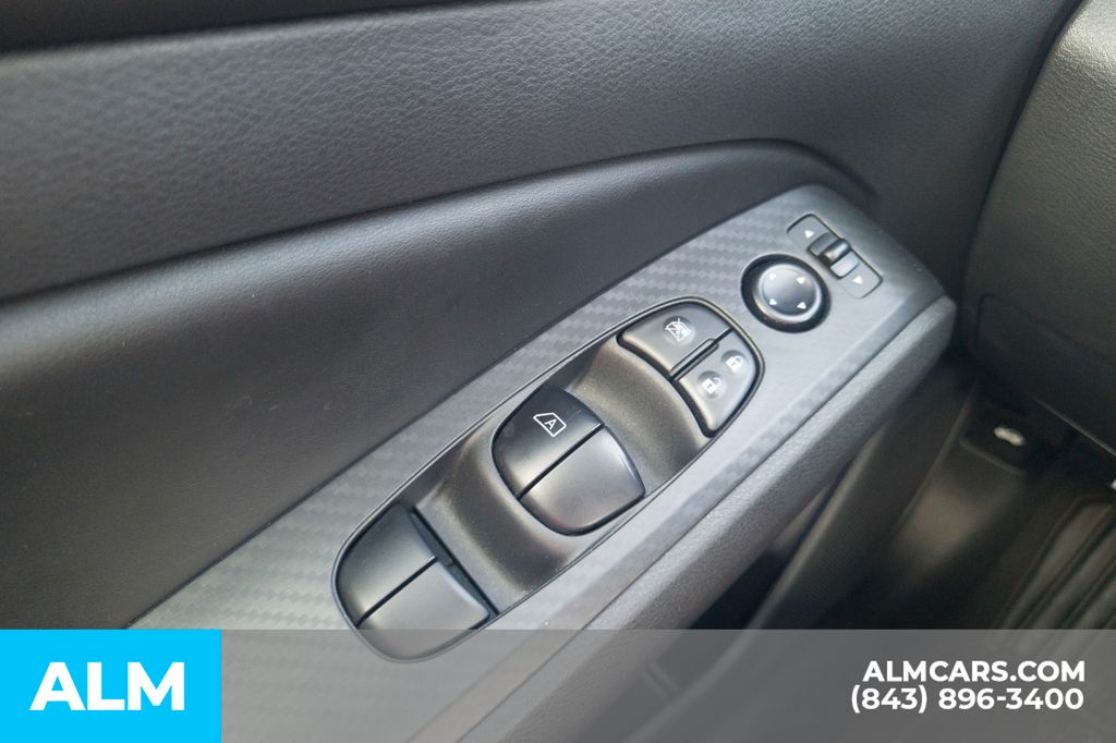 Used 2025 Gray Nissan 2.5 SV image 14